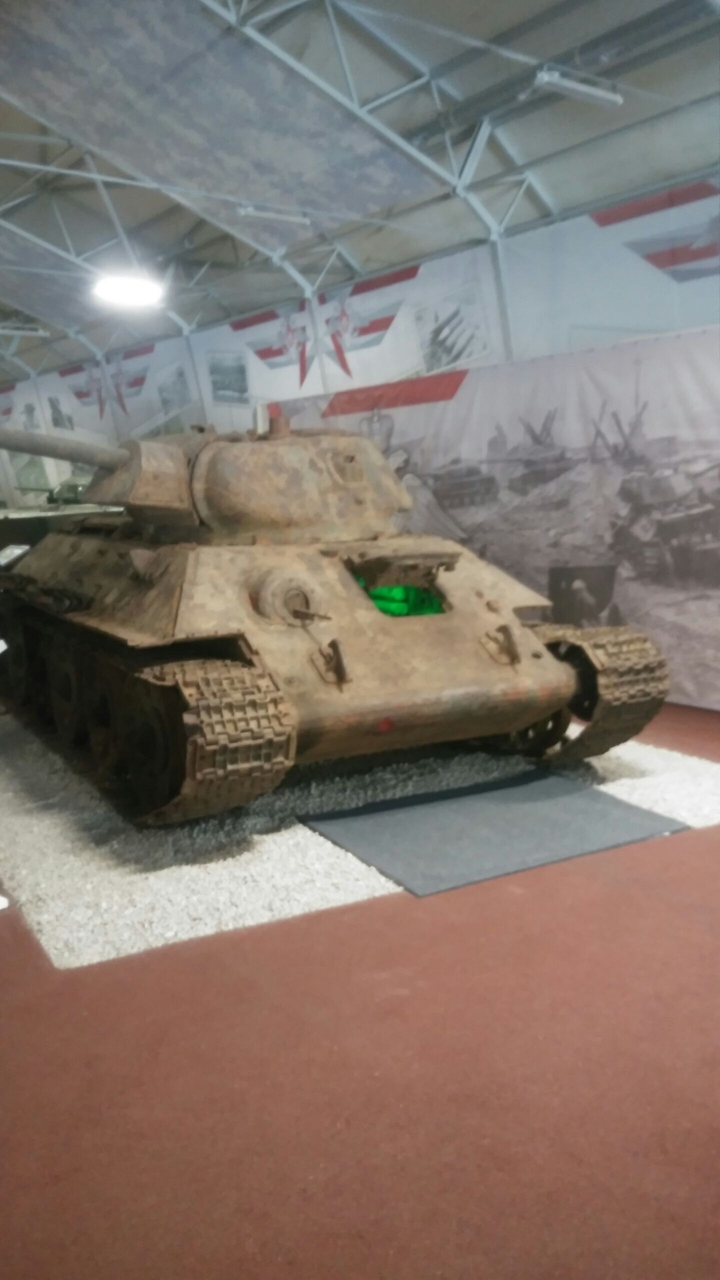 танк