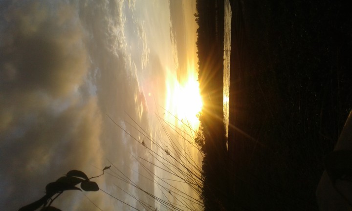 senja di ujung Desa