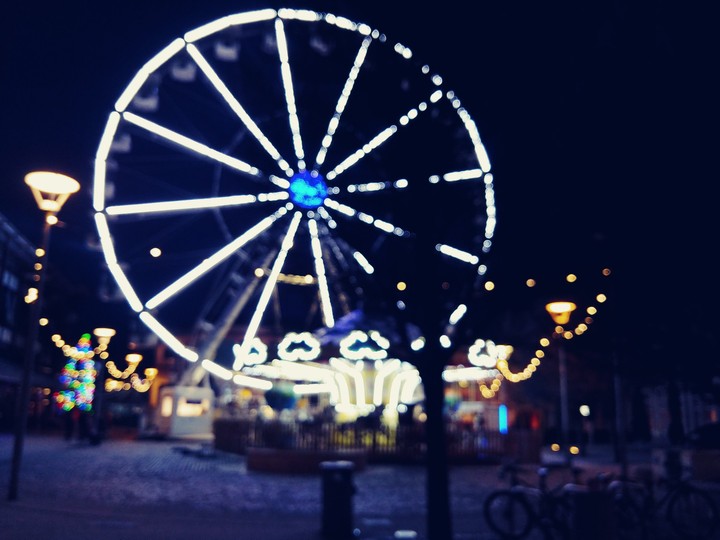 Ferris wheel