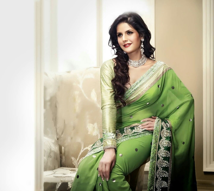 Zareen Khan Cute Pic