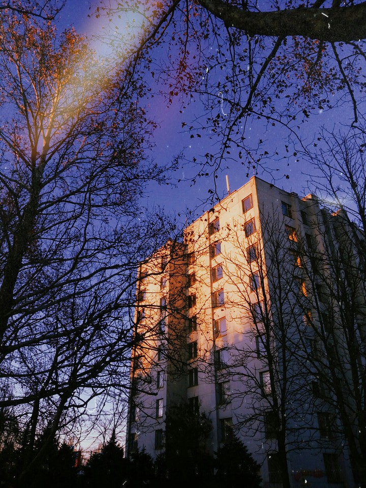 Дом , архитектура ,закат ,вечер