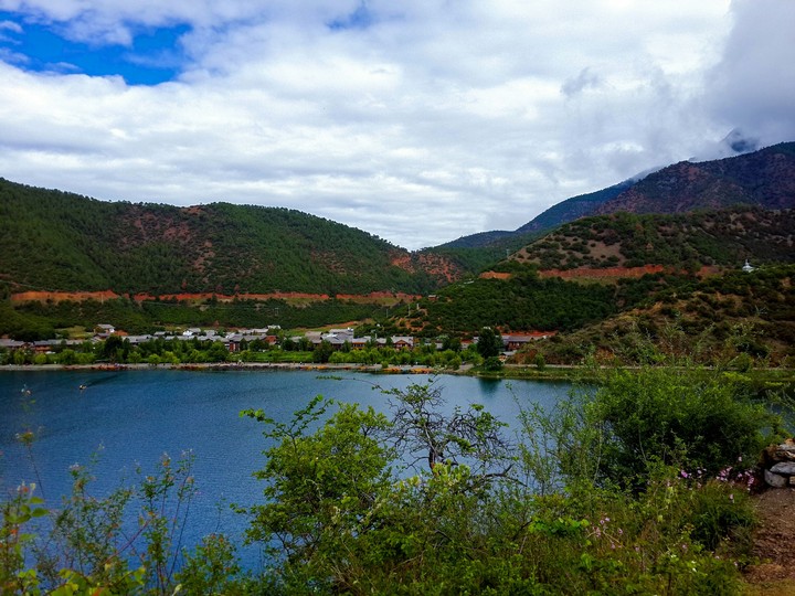 Lugu Lake