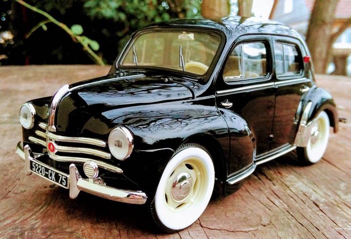 renault 4cv