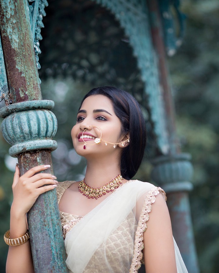 anupama parameswaran