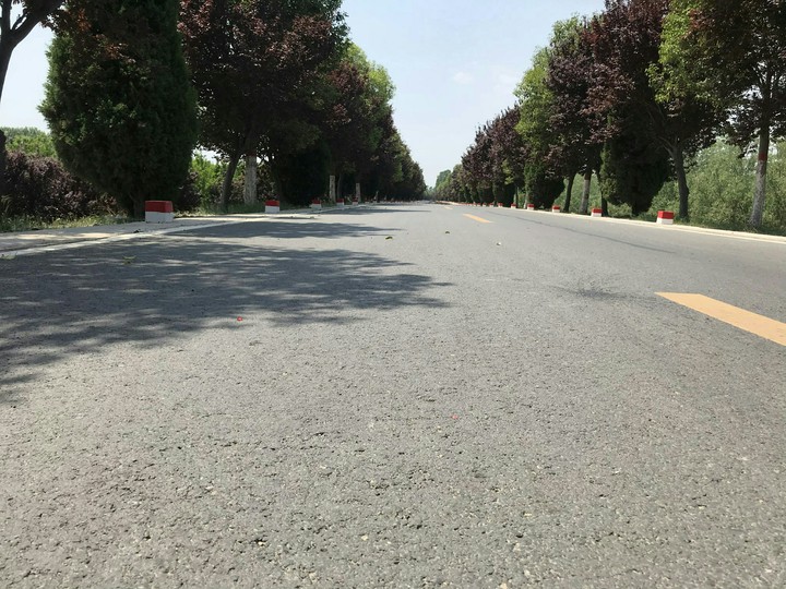 夏季公路