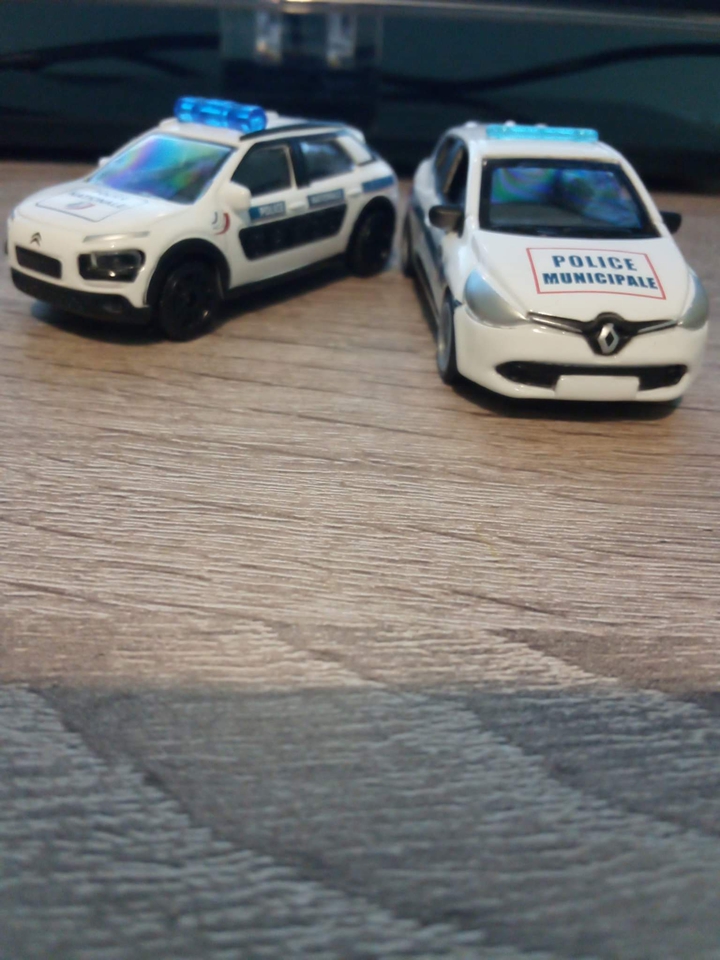 Renault Clio 4 PM + Citroën C4 Cactus PN