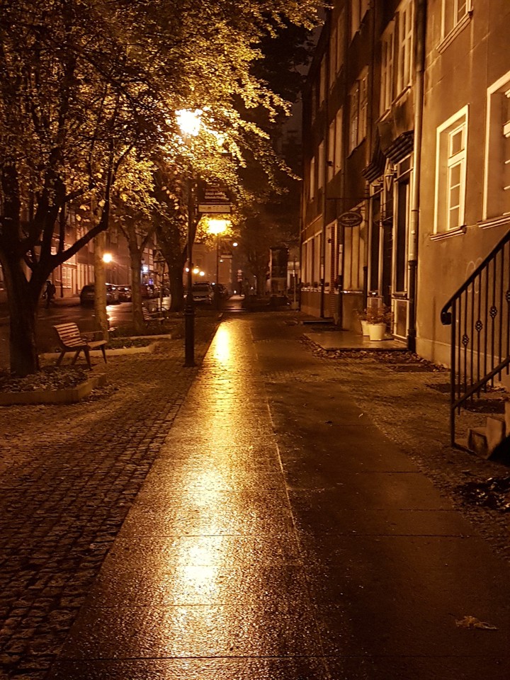 Gdańsk nocą