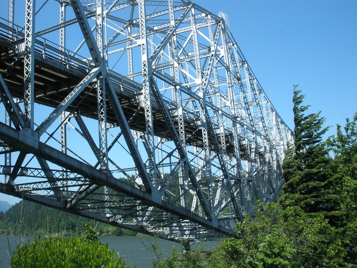 Bridge of the Gods, Columbia River Oregon