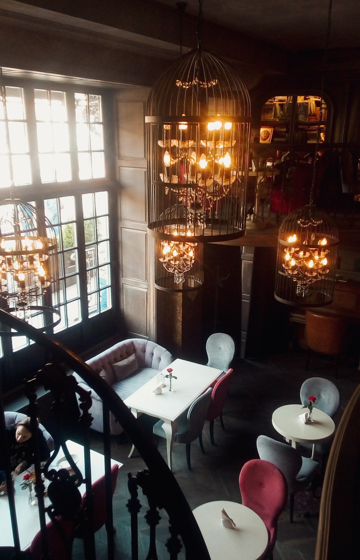 restaurant