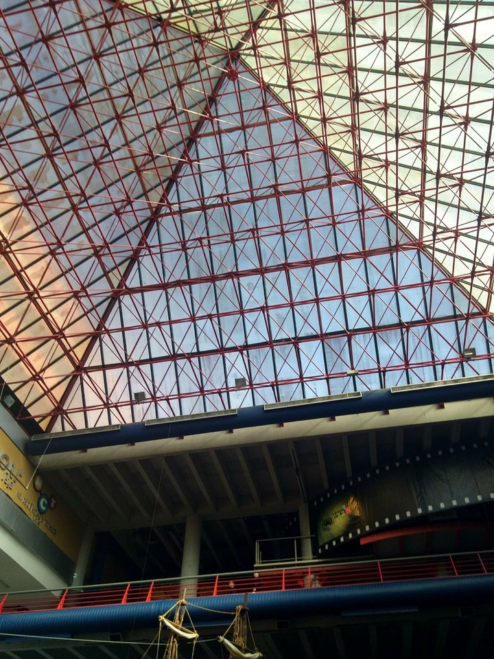 Ceiling Glass