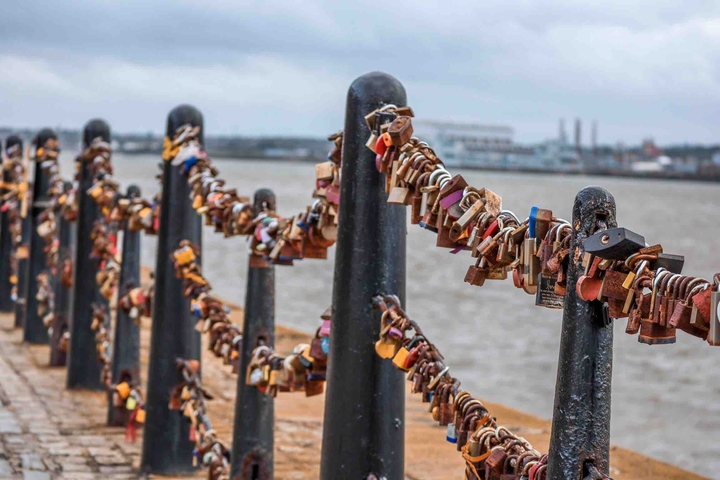 Love locks