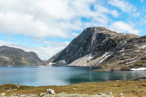 小湖, 山地桌布
