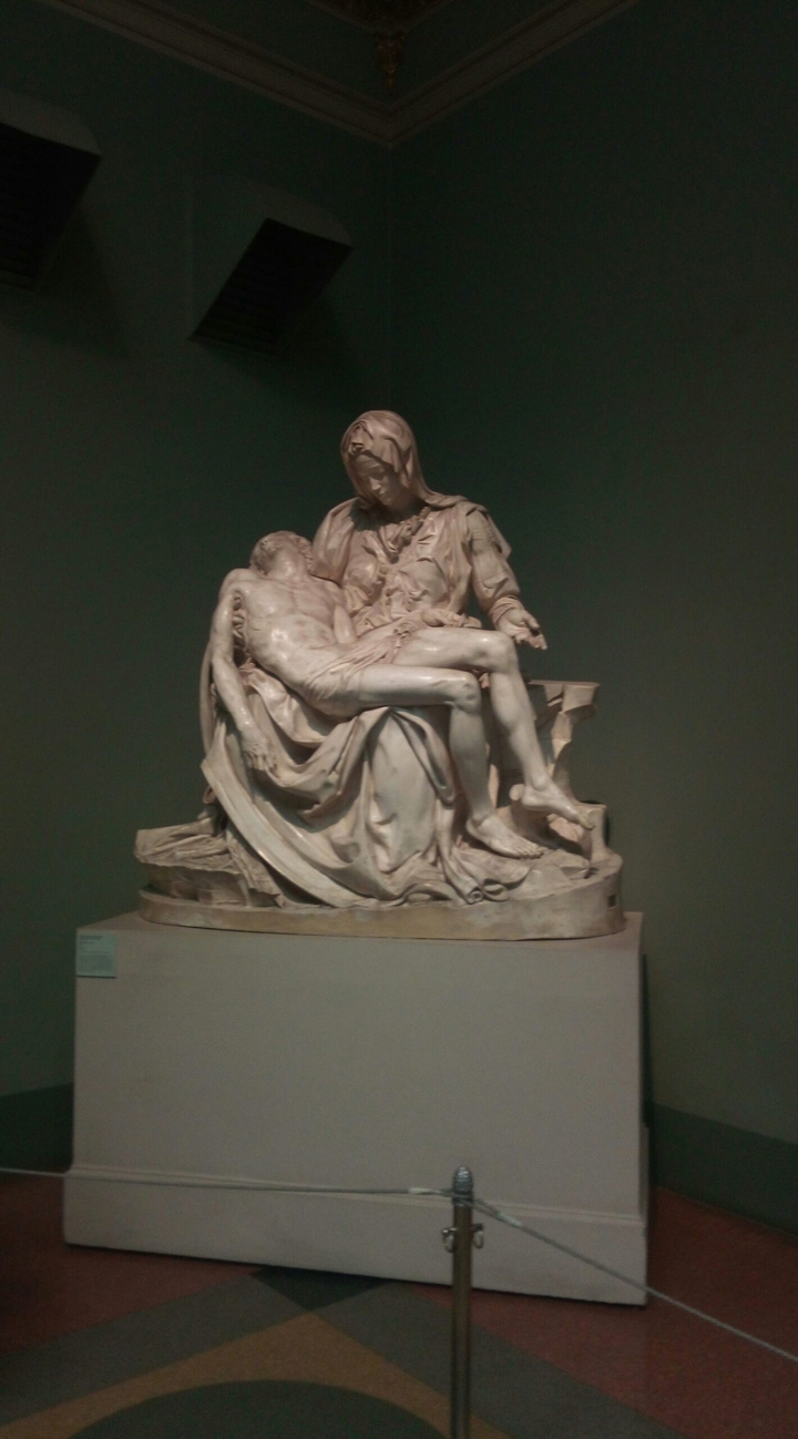 Pieta by Michelagnolo Bonarroti