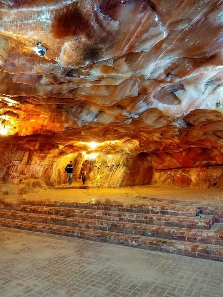 KHEWRA SALT MINE..PAKISTAN??
