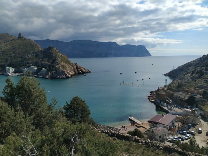 Море