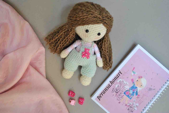 amigurumi doll