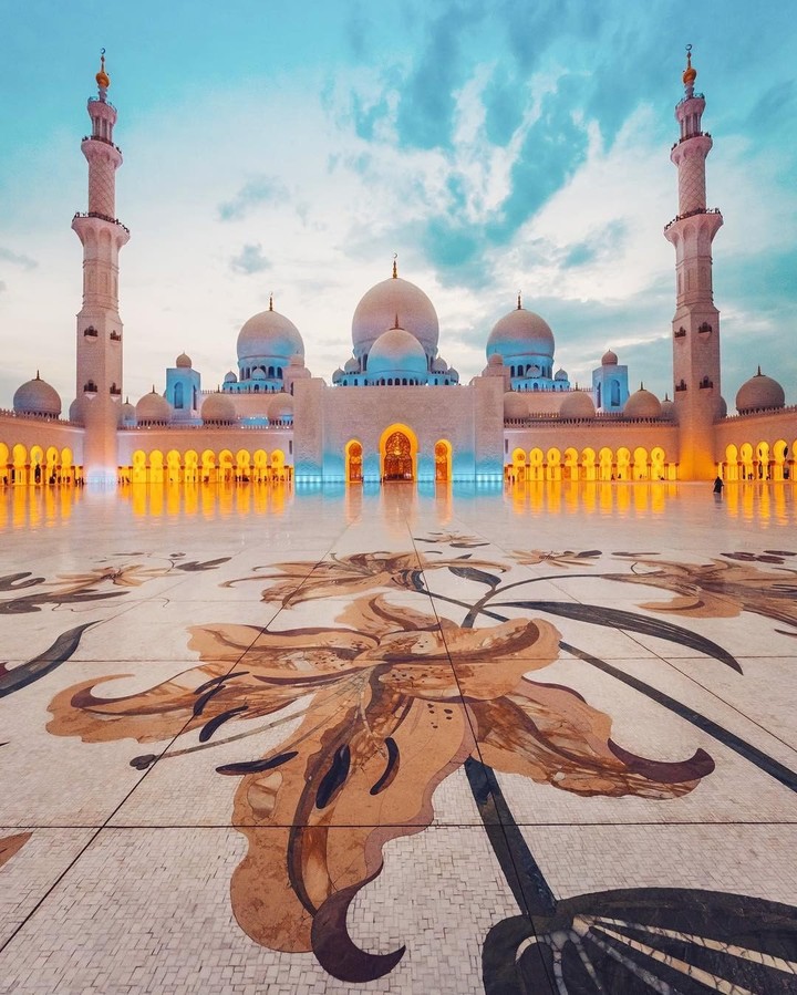 Sheikh Zayed Mosque