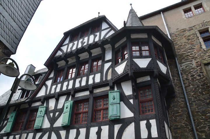 Schloß Burg NRW
