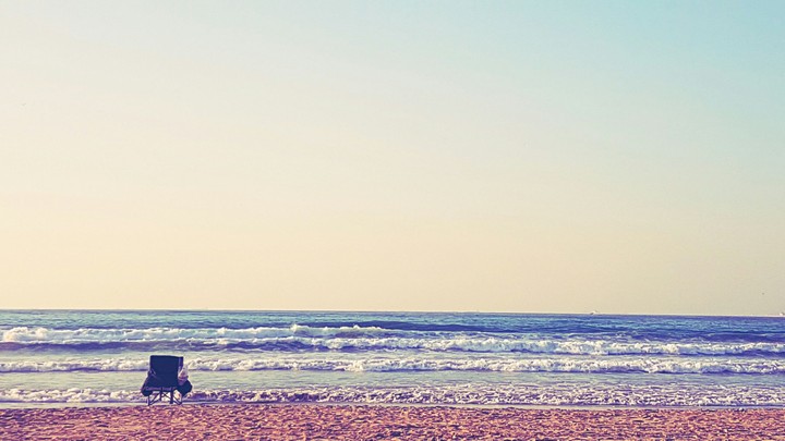 Alone and Faded #AtTheBeach
