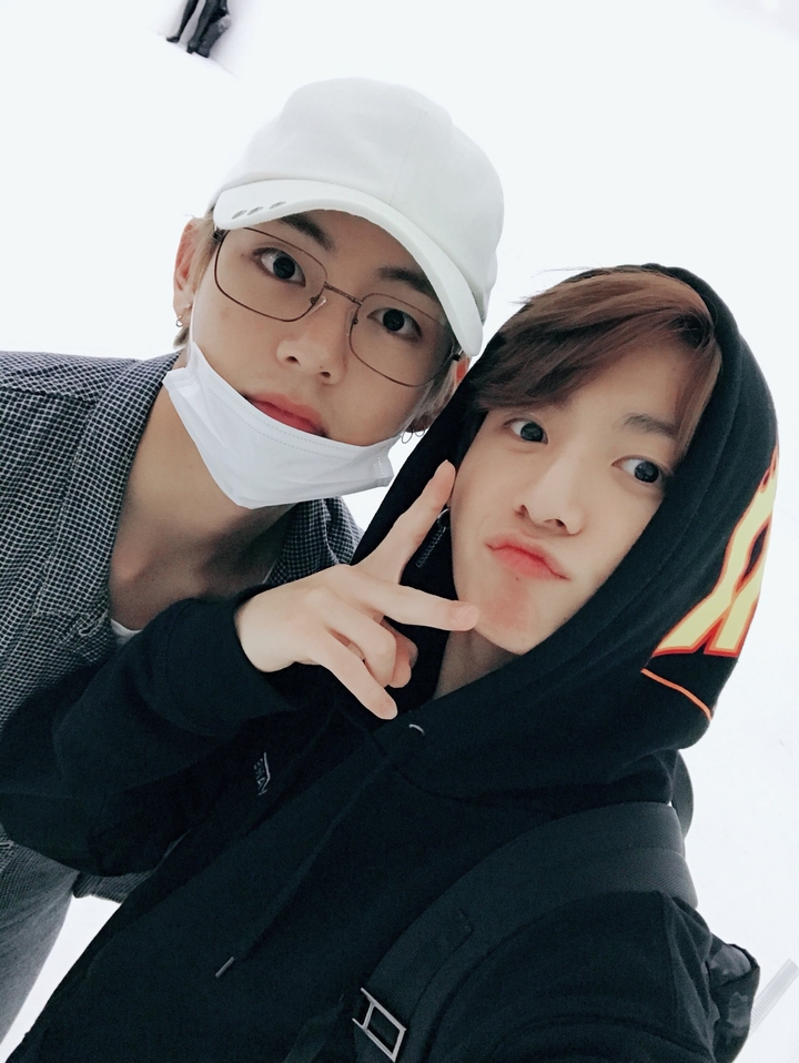 VKOOK