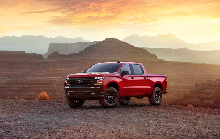 Chevrolet pickup red