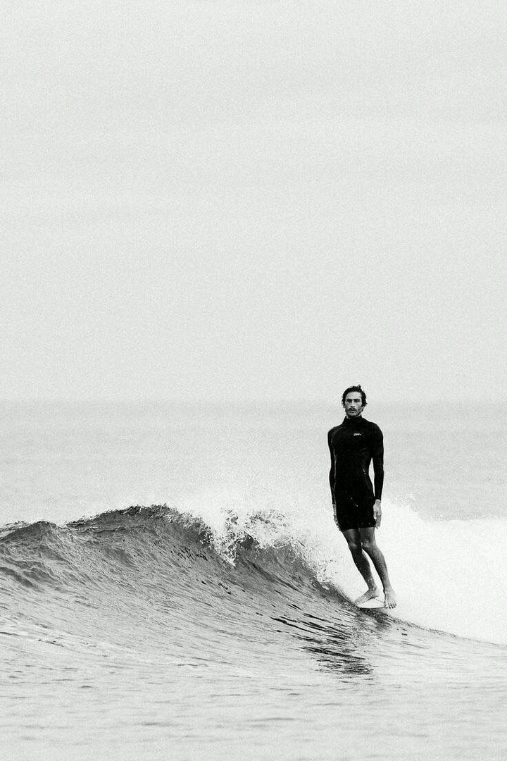 grande surfista Pedro Valentim