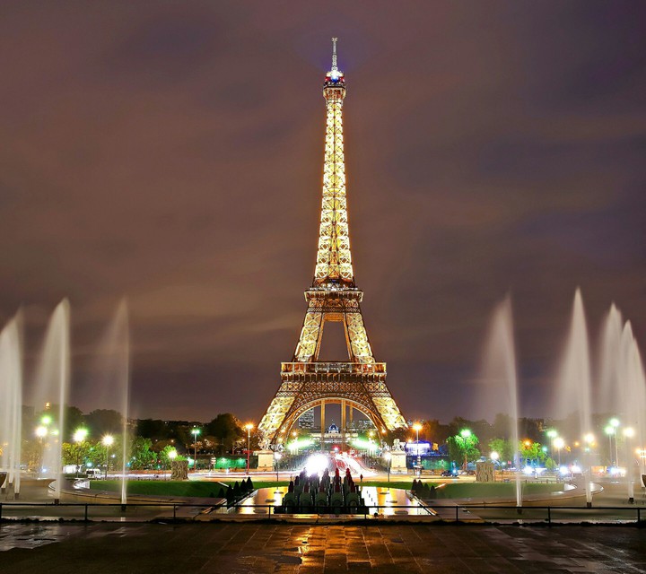 paris.