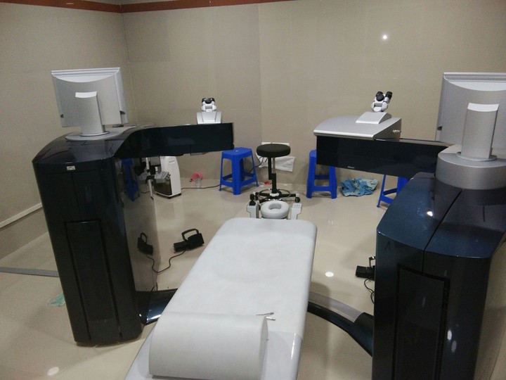 Femto Lasik Machine