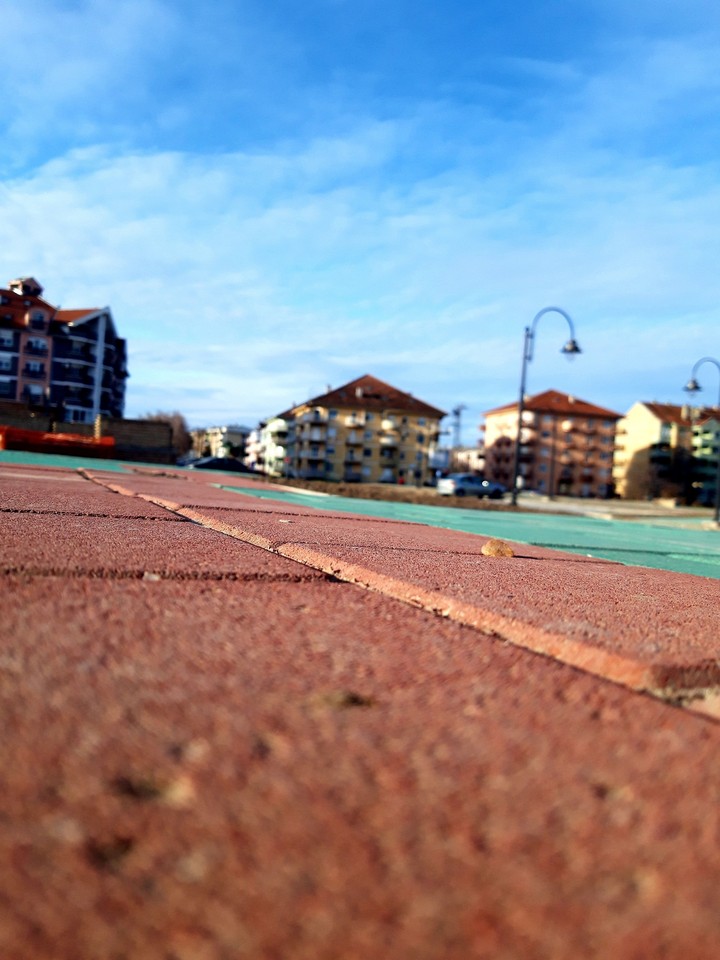 Low view
