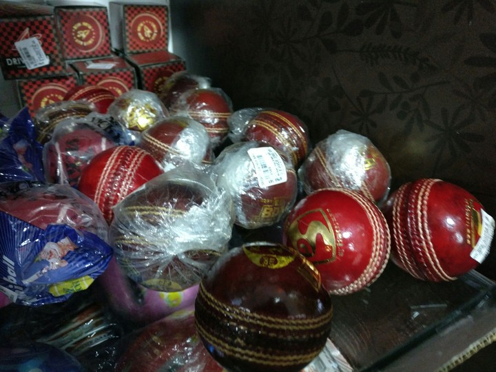 cricket balls