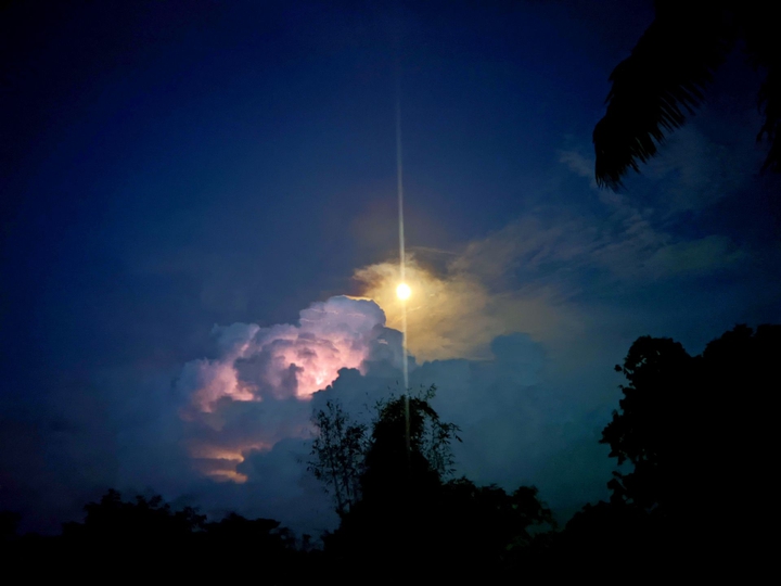 Moon light with lightning ⚡