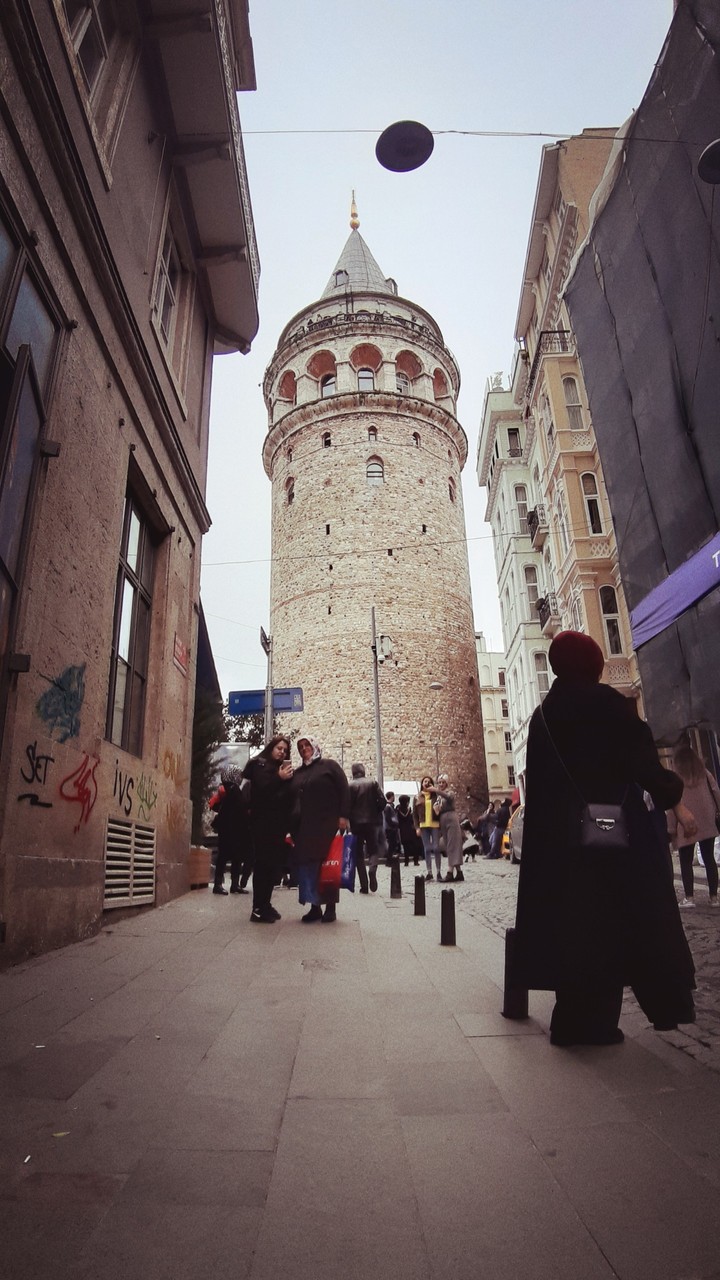 GALATA KULESİ