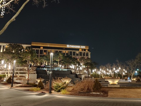 Paradise Hotel