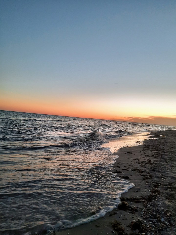 море