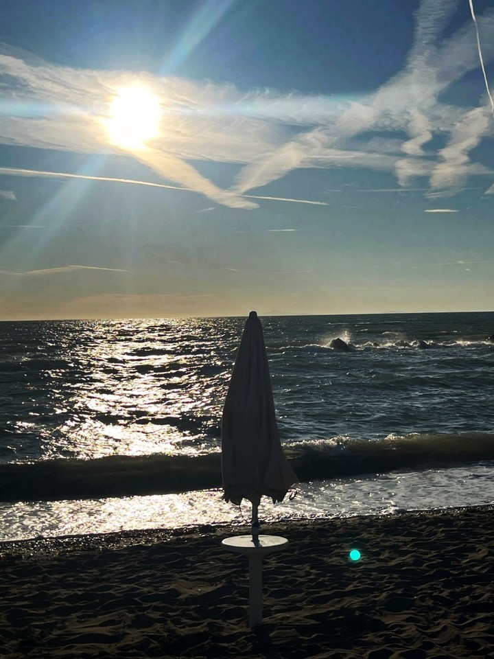 .