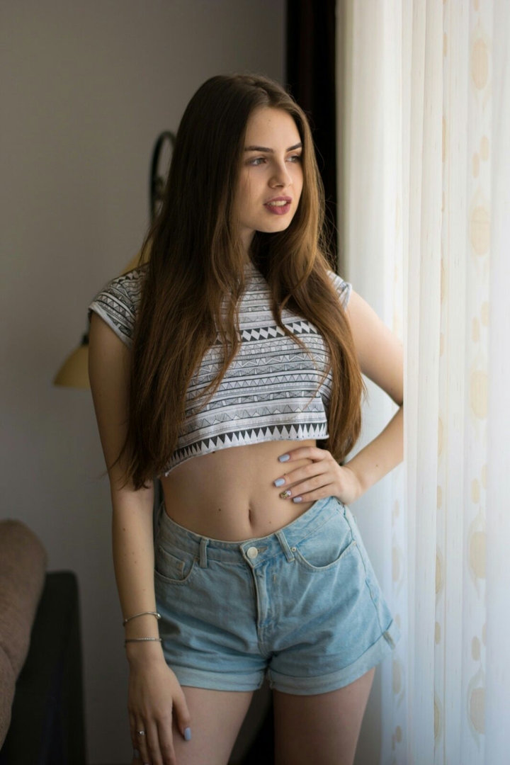 girl in shorts 2