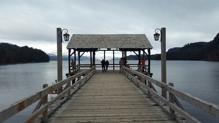 Muelle Puerto Villa La Angostura