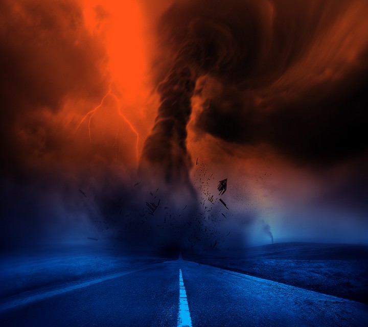 Storm raged thunder lighten up.
