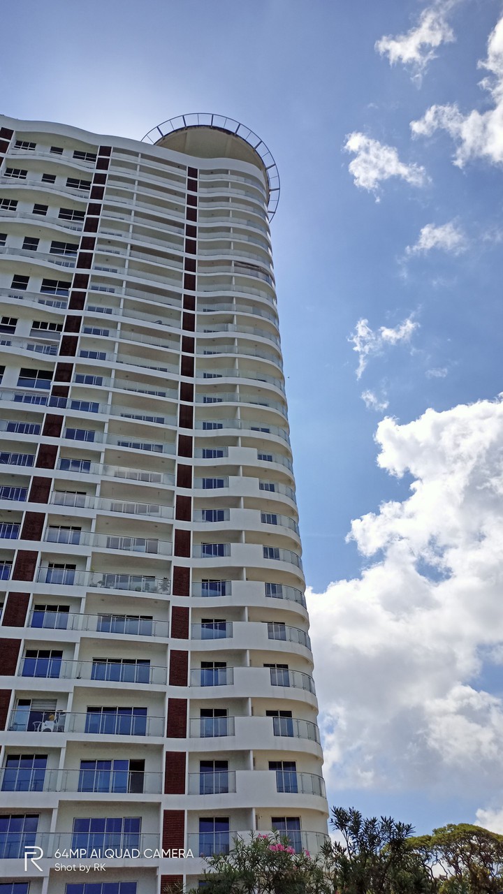 Building meets Sky