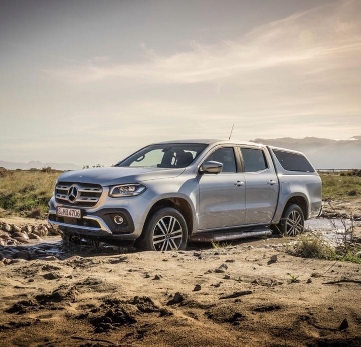 Mercedes Benz