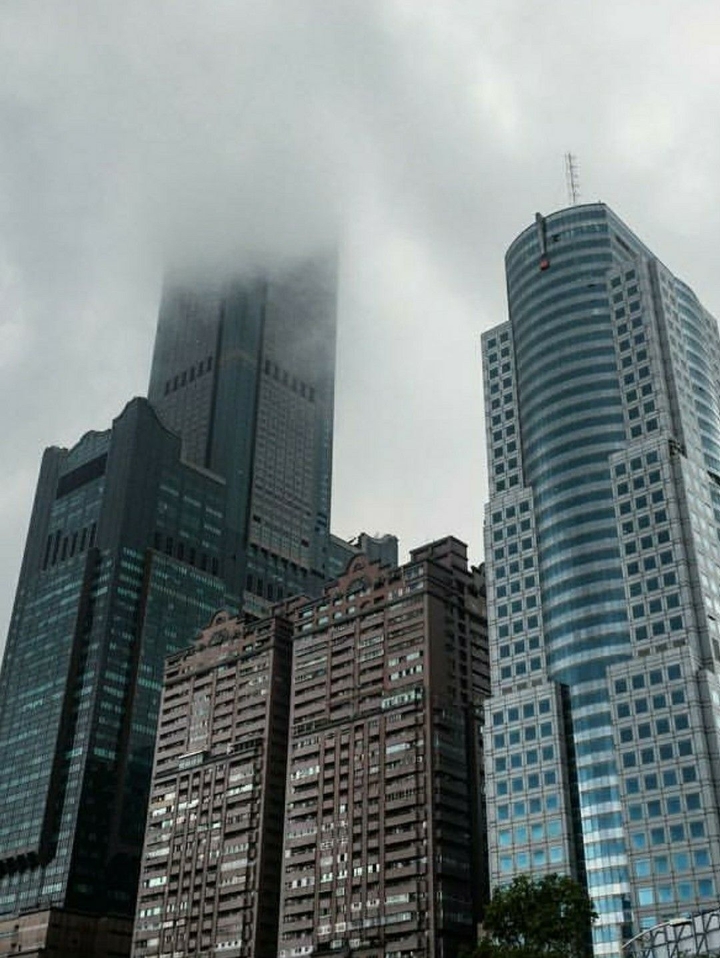 85 SKY TOWER