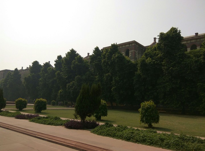 Red fort scenario