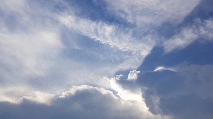 sky.