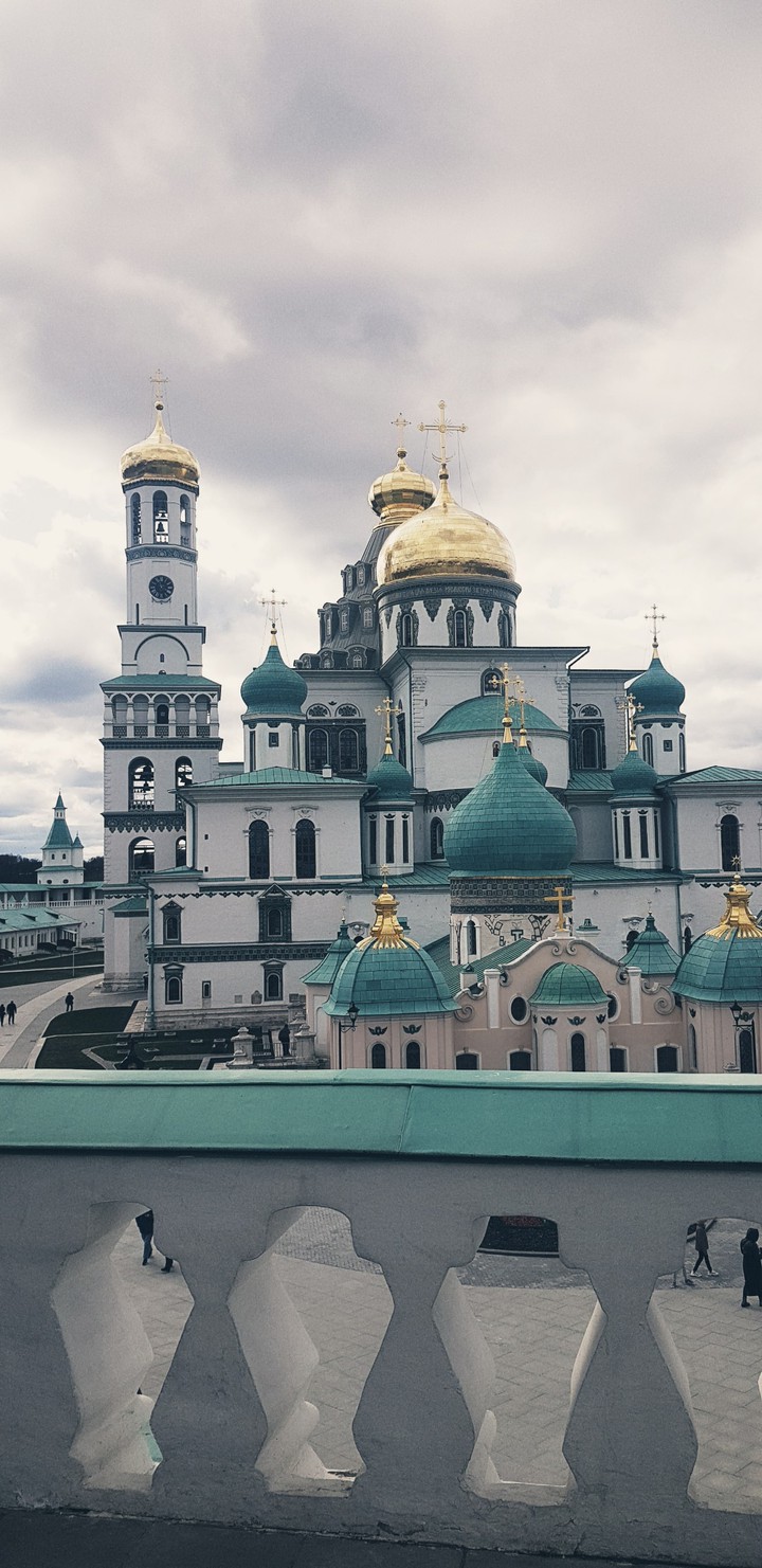 храм