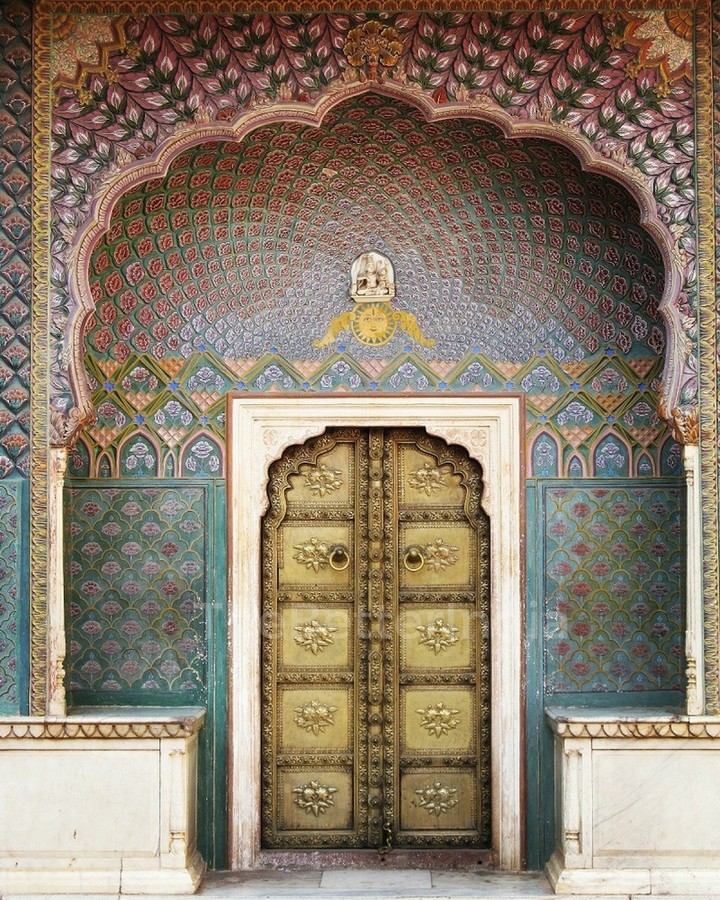 Rose Gate