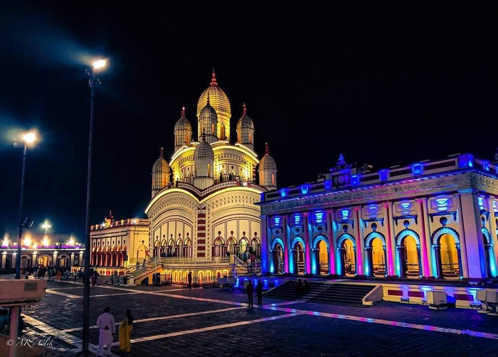 NIGHT VIEW of DAKHKHINESWAR KALI TEMPLE