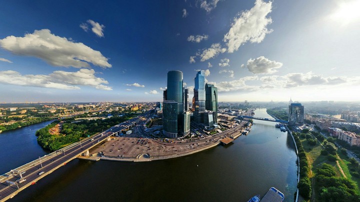 Moskva.
Moscow.
Москва.