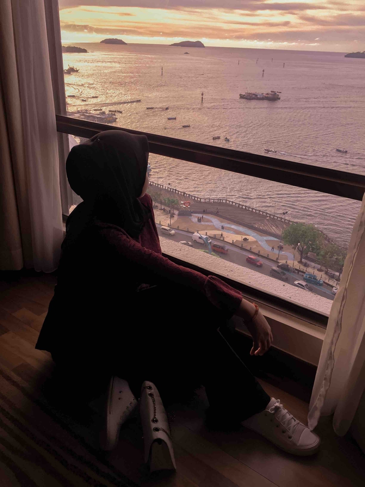sunset in hotel