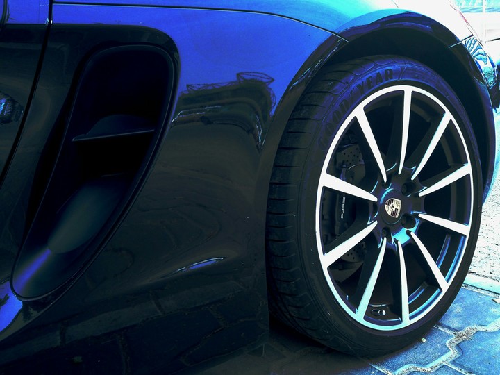 Porsche