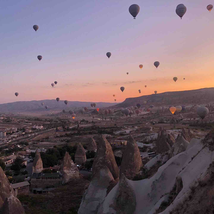 balloons